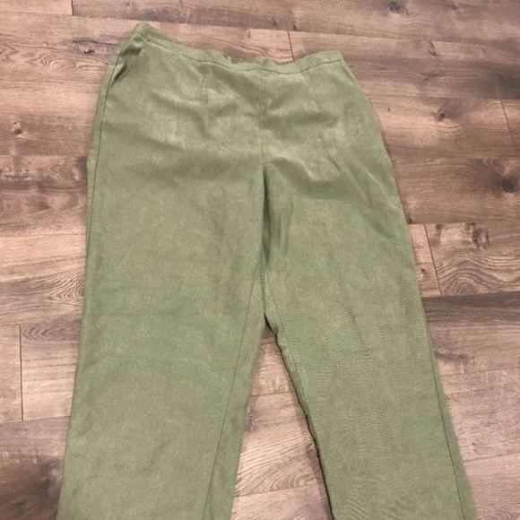 Alfred Dunner Pants - 🌵 Alfred Dunner Plus Size Pant 20W Green Pull On